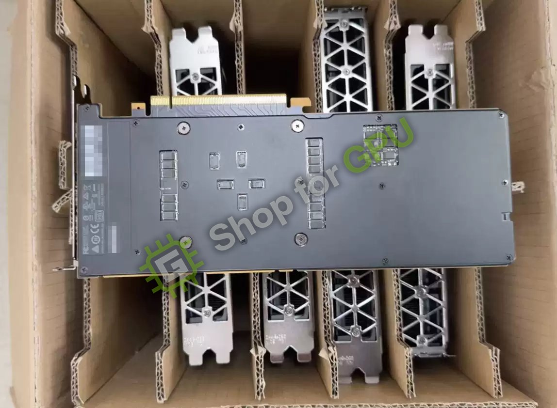 NVIDIA Tesla V100 32GB PCIe — การ์ดในกล่องบรรจุ ด้านหลัง