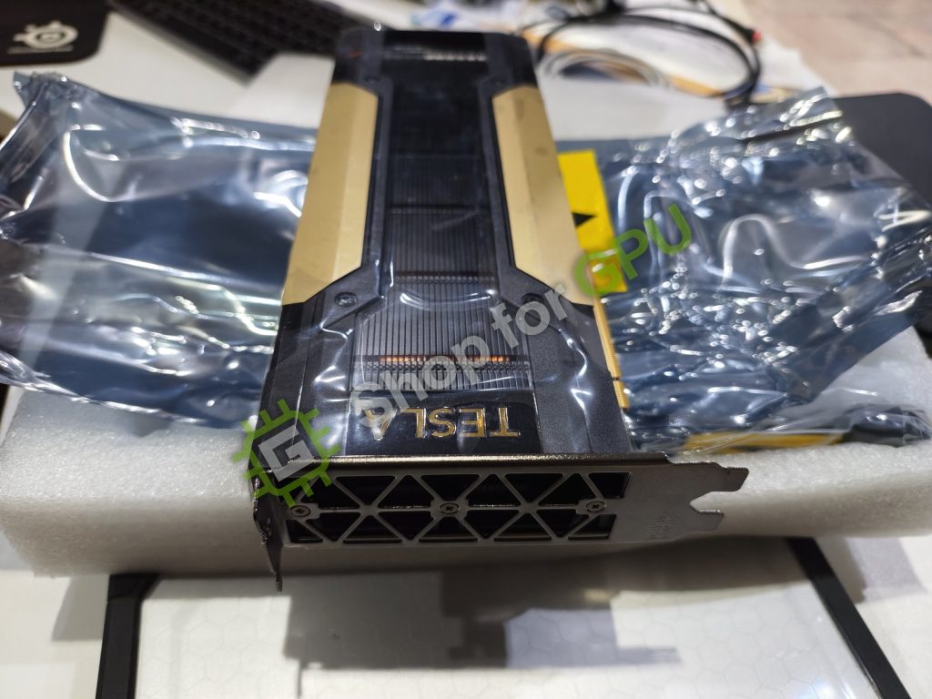 รูปสินค้าจริงจากร้าน Shop for GPU — มุมแบร็กเก็ตของการ์ด V100